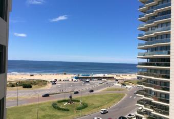 Parquemar Center PRIMERA LINEA FRENTE AL MAR Y PLAYA piso 8 LOS DEDOS Garage y amenities allows 18 year olds to book a room