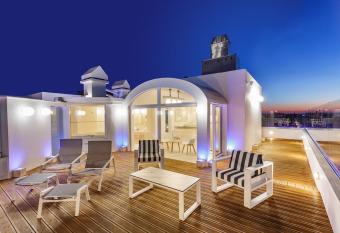 Rhodos Horizon City-Adults Only allows 18 year olds to book a room