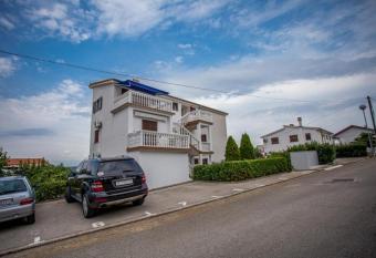 Apartment in Njivice with Seaview, Balcony, Air condition, WIFI (4687-2) has Smoking/Balcony rooms