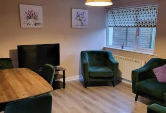 Small Town House, Barrow Lane, Bagenalstown, Carlow has Balcony rooms