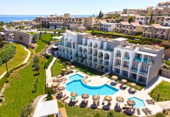 Lindos Breeze Beach Hotel allows 18 year olds to book a room