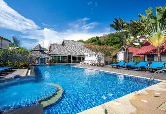 P.P. Casita - Adult Only allows 18 year olds to book a room