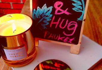 Home&Hug allows 18 year olds to book a room