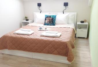 Casa Doppia allows 18 year olds to book a room