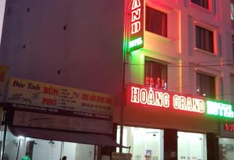 Ho  ng Grand has Balcony rooms