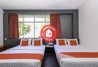 OYO 728 Tai Pan Hotel allows 18 year olds to book a room