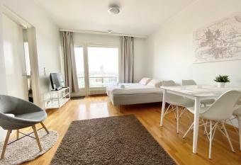 City Home Finland Tampella - City View, Own SAUNA, One Bedroom, Furnished Balcony and Great Location has Balcony rooms