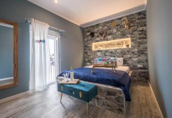 Y.Palmela - Boutique Apartments has Balcony rooms