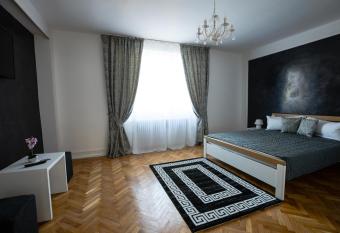 White Spacious Apartment has Balcony rooms