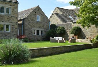 Stanton House Annex has Balcony rooms