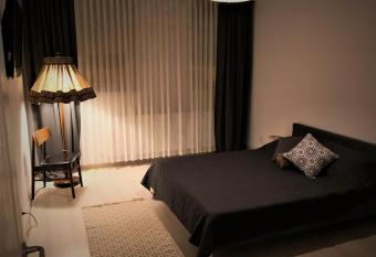 Sunny Town House has Balcony rooms