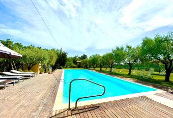 Villa Helvetia has Balcony rooms