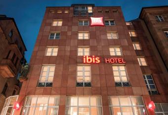 ibis Hotel N  rnberg Altstadt allows 18 year olds to book a room