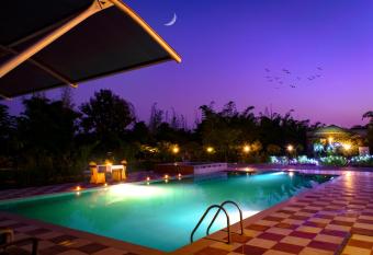 Olive Resort - Sillari Pench has Balcony rooms