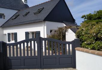 Ti Bihan - Meubl   has Balcony rooms