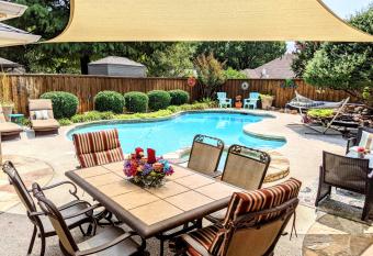 Gorgeous Plano Home ~ Private Backyard Pool Oasis has Balcony rooms