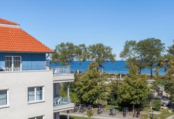 17 D  nenweg D  nenblick has Balcony rooms