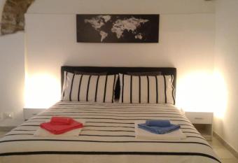 Casa Campitelli allows 18 year olds to book a room