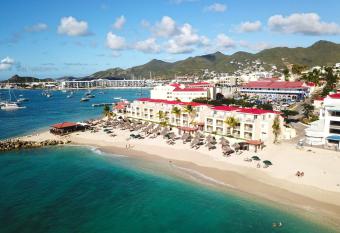 Simpson Bay Resort Marina & Spa has Balcony rooms