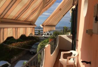 LA CASETTA DI ERIKA has Balcony rooms