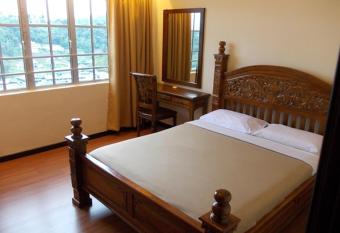 Bali Style Apartment @ Imperial Court has Balcony rooms
