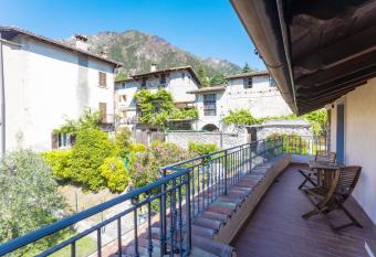 Casa Rita app 1 has Balcony rooms