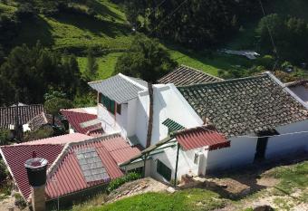 HOSPEDAJE BELLA VISTA MONGUI allows 18 year olds to book a room