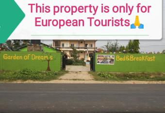 Hotel Garden of Dreams has Balcony rooms