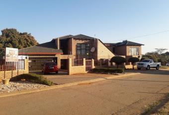 Vakhusi Guesthouse has Balcony rooms