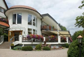 Hotel Ochsen has Balcony rooms