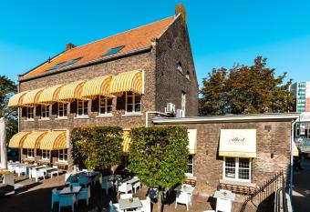 De Pastorie Bed & Breakfast has Balcony rooms