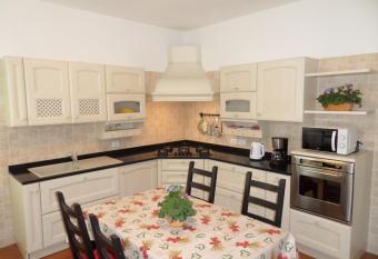 la casa di rita has Balcony rooms