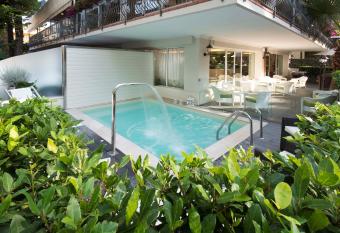 Atlas Hotel allows 18 year olds to book a room