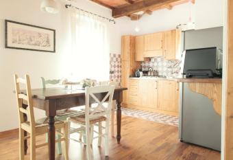 Casetta in Centro allows 18 year olds to book a room