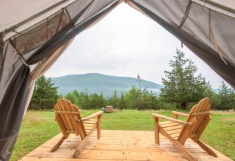 Tentrr - Pleasant Valley Maplecroft Camp has Balcony rooms