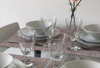 High 5 has Balcony rooms