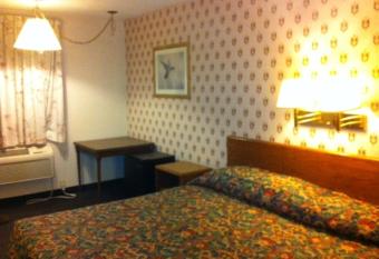 Landmark Inn allows 18 year olds to book a room