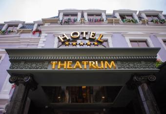 Theatrum Hotel Baku allows 18 year olds to book a room