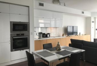 Toronto Downtown near Rogers Centre High rise lakeview condo has Balcony rooms