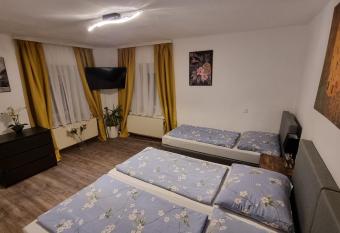 Casa Rustica has Balcony rooms