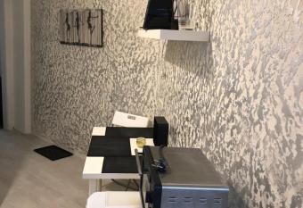 Apartment Bahnhof has Balcony rooms