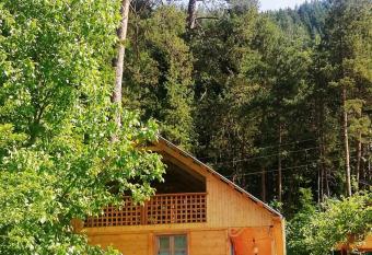 Guest House Ilia has Balcony rooms