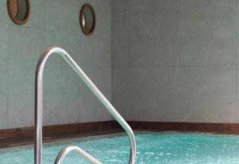 2122 Hotel Art Design has Balcony rooms