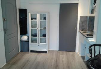 Verdun Insolite has Balcony rooms