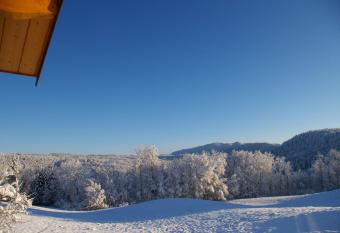 gite haut Jura has Balcony rooms