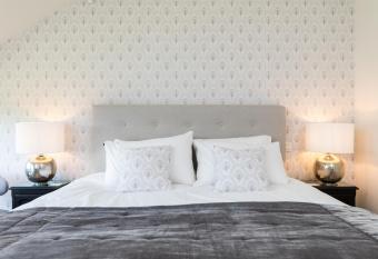 Chez Spoons B&B allows 18 year olds to book a room