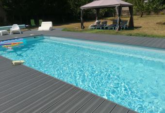 L accueillante B&B has Balcony rooms