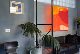 Relais Pensiero allows 18 year olds to book a room