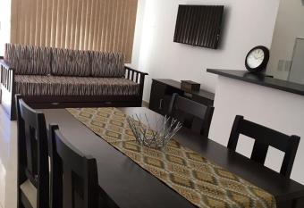 Apartamento El Maiten allows 18 year olds to book a room