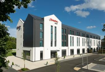Hampton By Hilton Hamilton Park allows 18 year olds to book a room